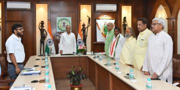 गांवों को आर्थिक रूप से स्वावलंबी बनाना ‘गोधन न्याय योजना‘