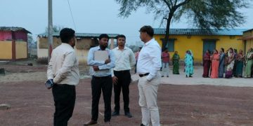 बलौदाबाजार: काम मे बरती लापरवाही,जिला पंचायत सीईओ ने 2 अधिकारियों को थमाया नोटिस