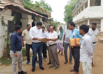 प्राचीन ऐतिहासिक धरोहर तेलासीपुरी धाम का होगा पर्यटन केंद्र के रूप में विकास कलेक्टर श्री बसंल ने तेलासी बाड़ा पहुंचकर किया औचक निरीक्षण प्राचीन ऐतिहासिक धरोहर तेलासीपुरी धाम का होगा पर्यटन केंद्र के रूप में विकास कलेक्टर श्री बसंल ने तेलासी बाड़ा पहुंचकर किया औचक निरीक्षण