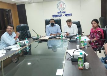 घर-घर नल से स्वच्छ जल पहुंचाने के कार्य में तेजी से लाएं प्रगति- कलेक्टर पीएचई के ईई सहित सब इंजीनियर को कार्य में लापरवाही बरतने पर नोटिस जारी जल जीवन मिशन की समीक्षा बैठक संपन्न घर-घर नल से स्वच्छ जल पहुंचाने के कार्य में तेजी से लाएं प्रगति- कलेक्टर पीएचई के ईई सहित सब इंजीनियर को कार्य में लापरवाही बरतने पर नोटिस जारी जल जीवन मिशन की समीक्षा बैठक संपन्न