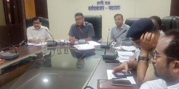 बलौदाबाजार-भाटापारा:- जनचौपाल में कलेक्टर चंदन कुमार ने सुनी आमजनों की समस्याएं