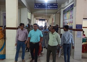 कलेक्टर ने किया जिला हॉस्पिटल का आकस्मिक निरीक्षण,मरीजों से मुलाकात कर लिया जायजा