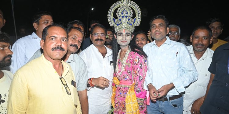 भाटापारा: विधायक इन्द्र साव ने नगरवासियों को दी विजयादशमी पर्व की शुभकामनाएं