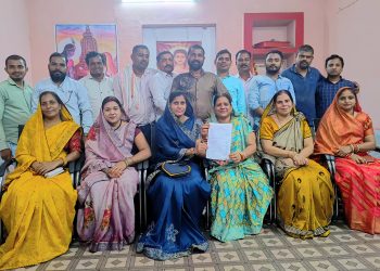 भाटापारा: दानवीर भामाशाह चौक के समीप प्रीमियम शराब दुकान खोलने के निर्णय का साहू समाज ने किया विरोध